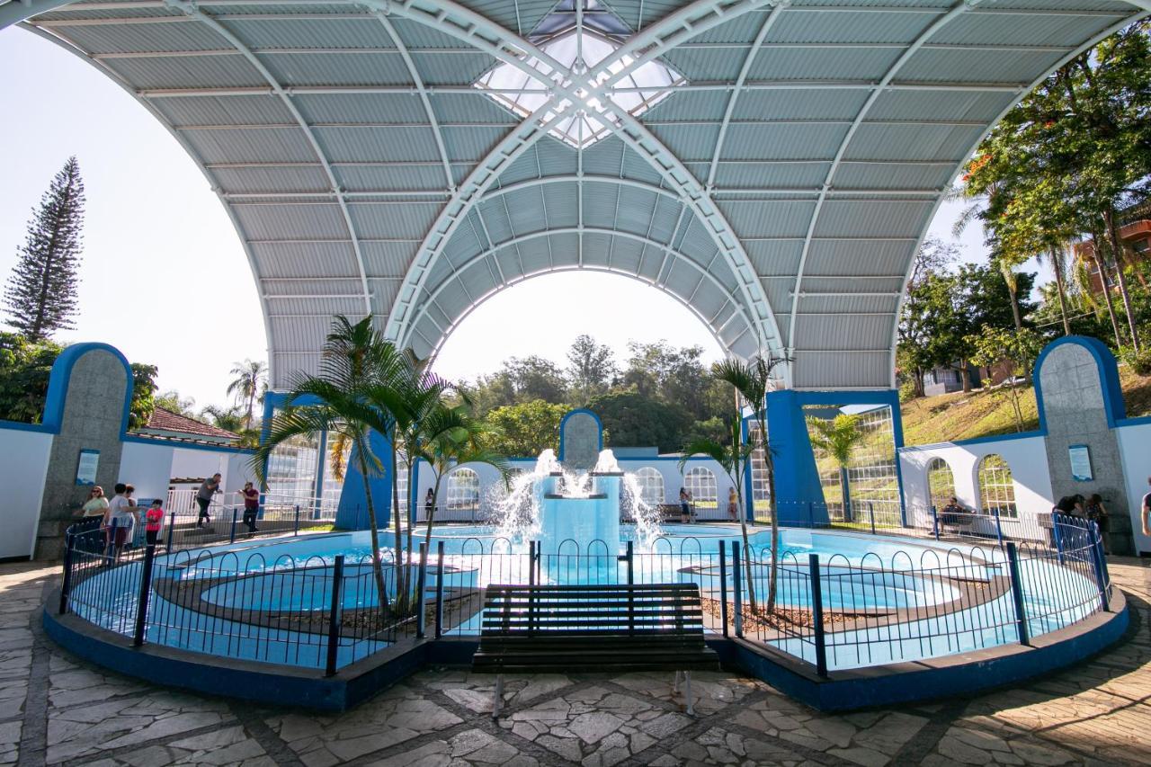 Avenida Charme Hotel Águas de São Pedro エクステリア 写真